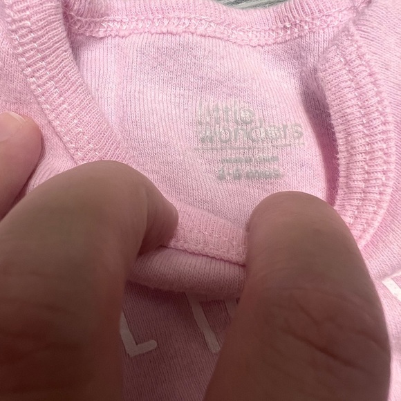 Baby 3-6 month Graphic Tee Bundle - Picture 4 of 9